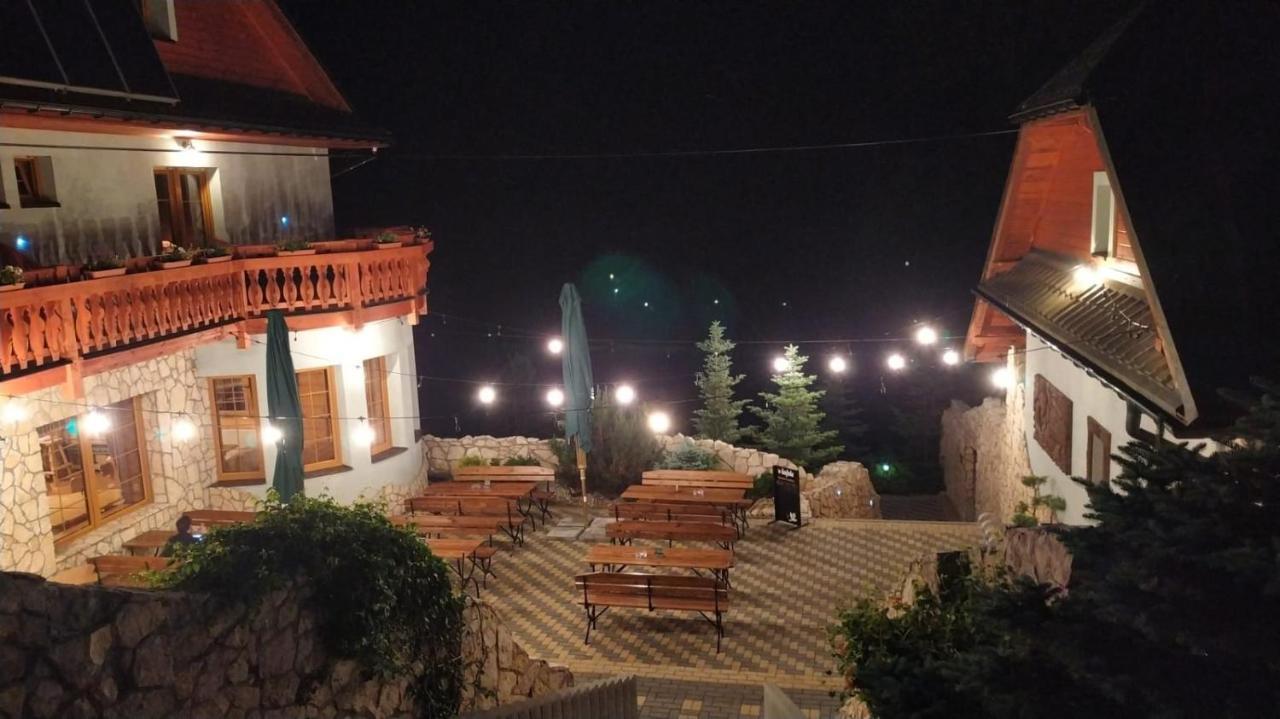 Penzion Bawaria Horní Lomná Exteriör bild